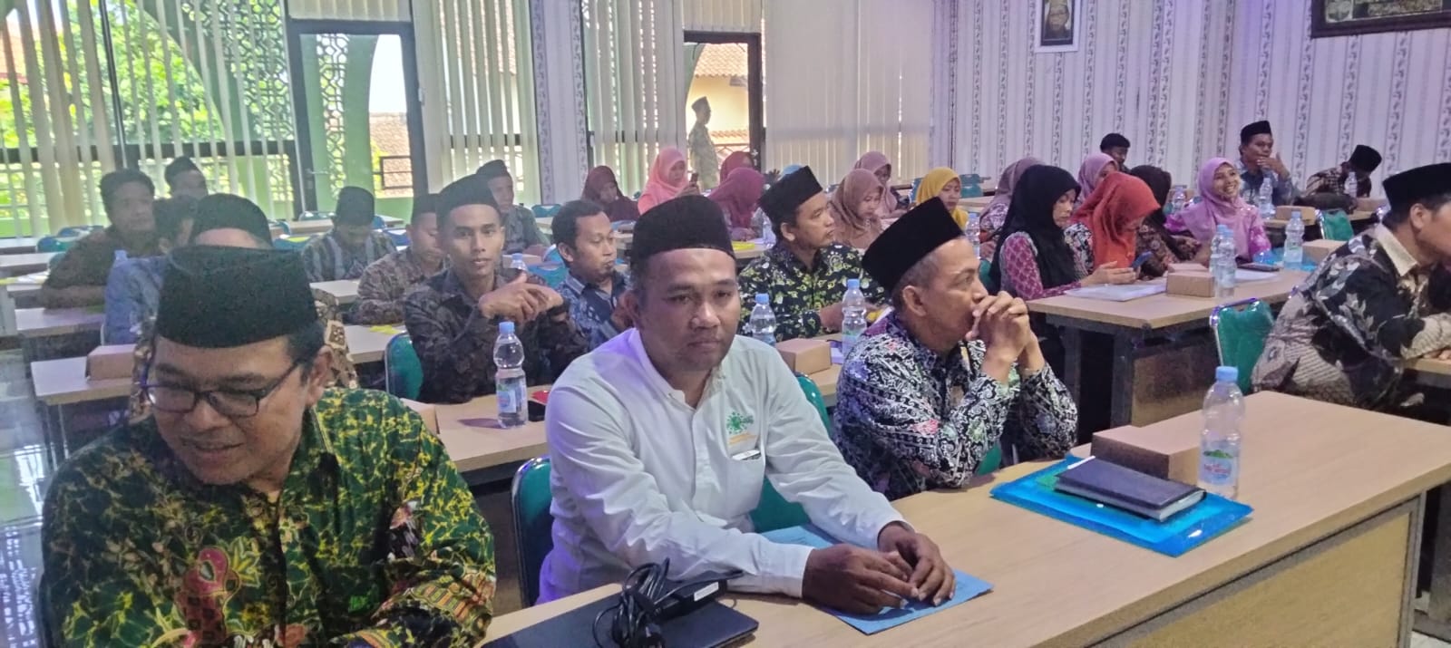 Guru PAI di Lingkungan LP Ma'arif NU Jepara Mengikuti Workshop Penguatan Moderasi Beragama. Foto : Dok. Pribadi/Gistara. Com